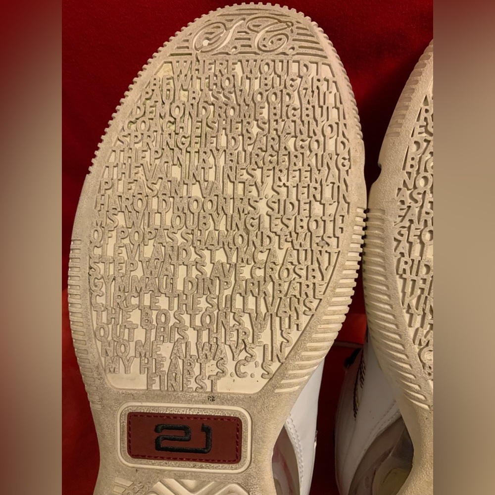 ADIDAS - Picture 12 of 15